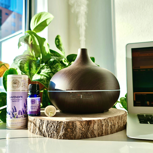 Aromatherapy essential oil outlet diffuser